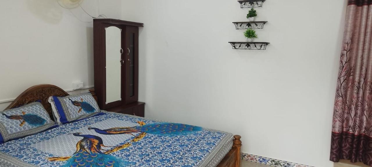 Kavieya Residency Hotell Pūrnānkuppam Exteriör bild