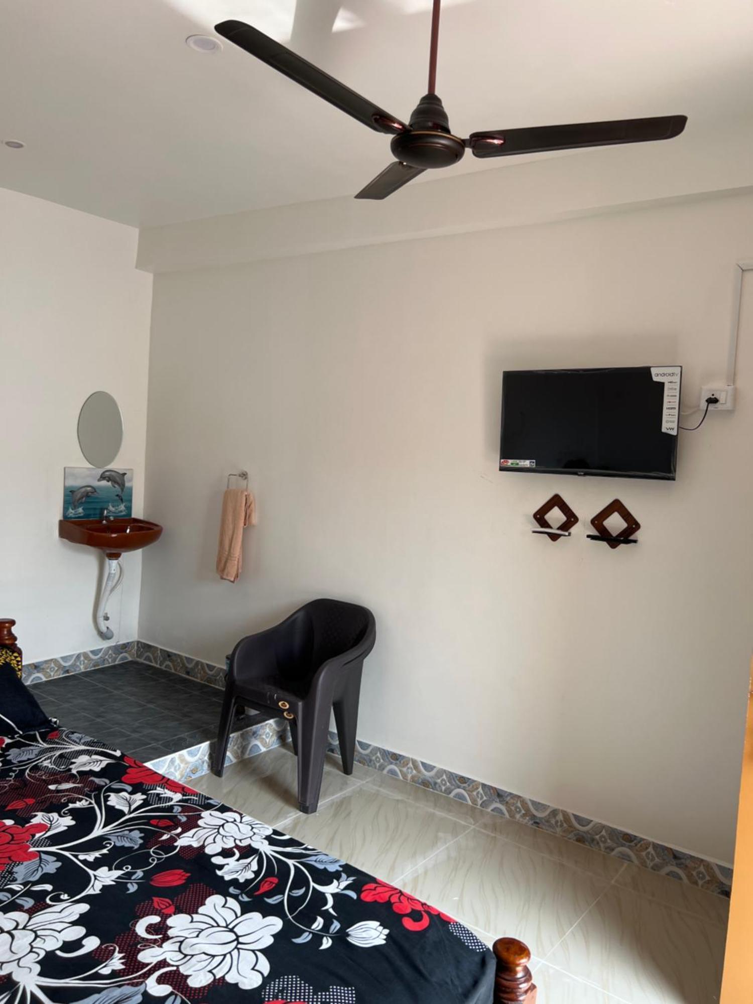 Kavieya Residency Hotell Pūrnānkuppam Exteriör bild