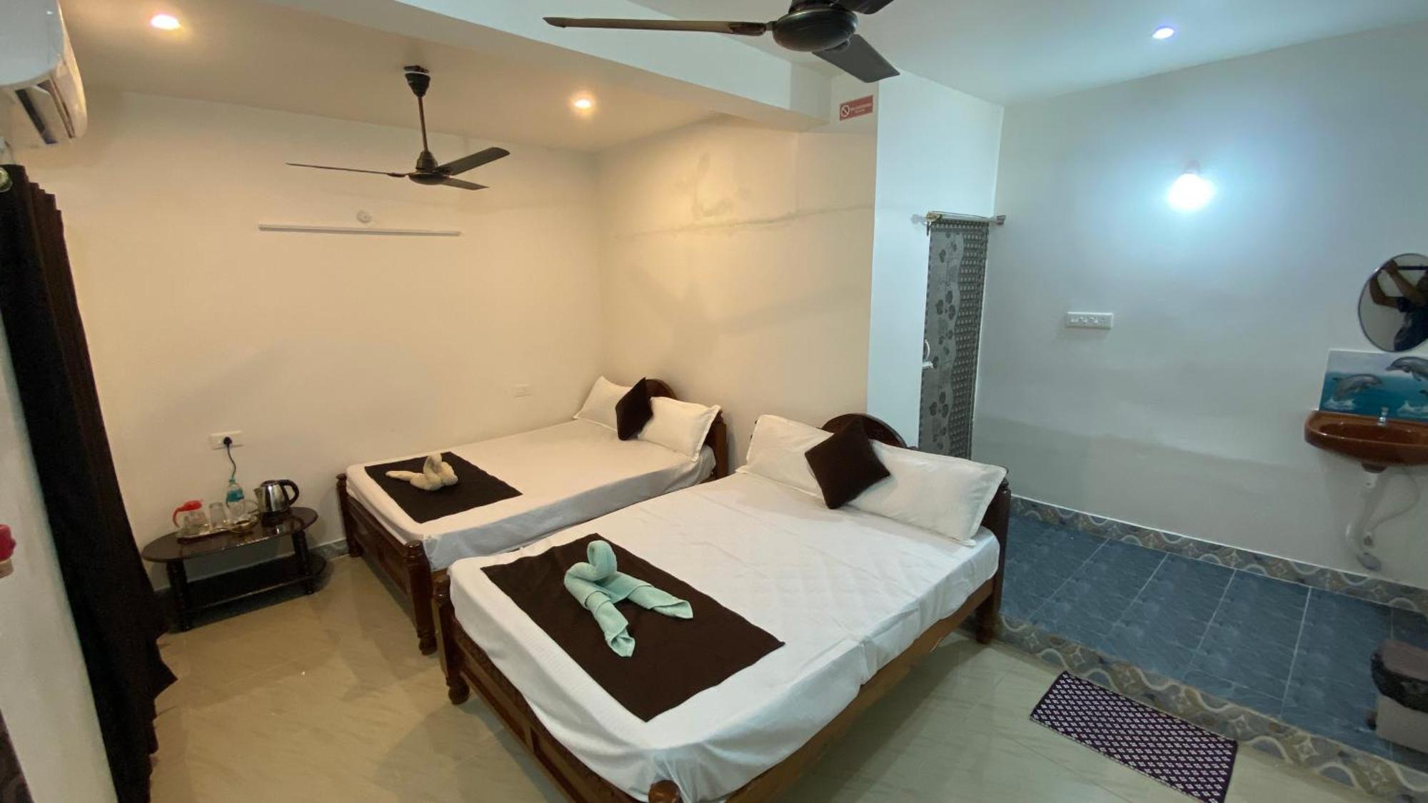 Kavieya Residency Hotell Pūrnānkuppam Exteriör bild